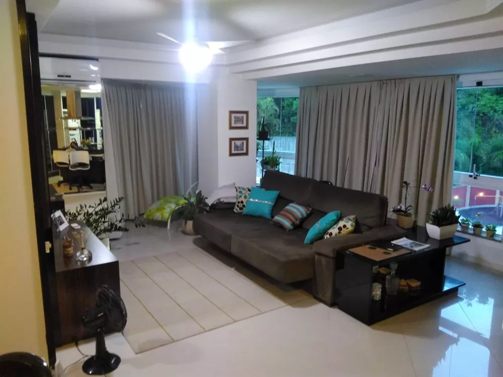 Apartamento, 2 quartos, 100 m² - Foto 1