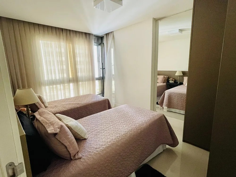 Apartamento, 4 quartos, 213 m² - Foto 11