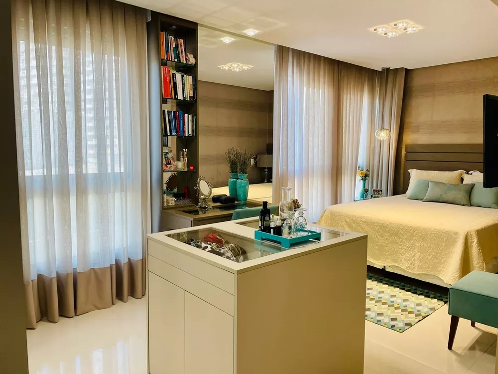Apartamento, 4 quartos, 213 m² - Foto 1