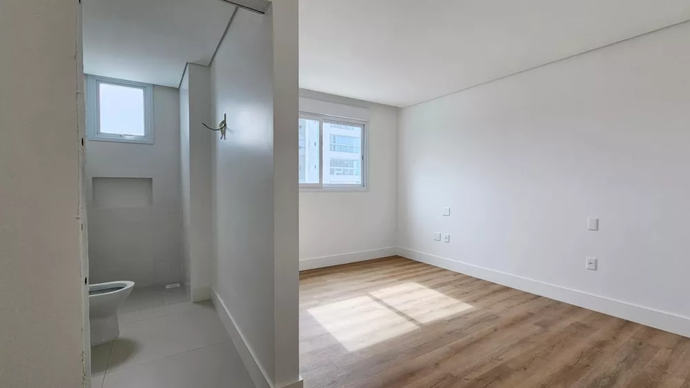 Apartamento, 4 quartos, 204 m² - Foto 1