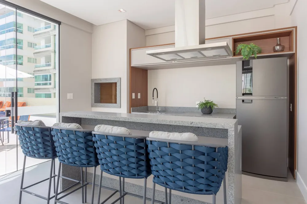 Apartamento, 3 quartos, 137 m² - Foto 2