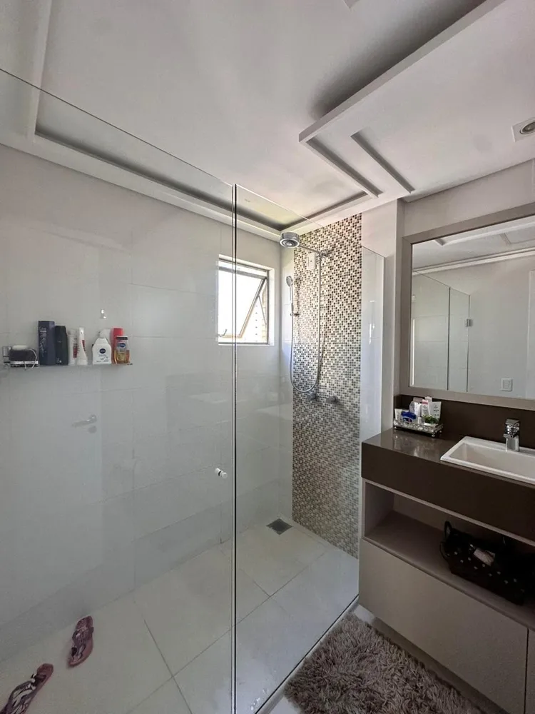 Apartamento, 3 quartos, 166 m² - Foto 1