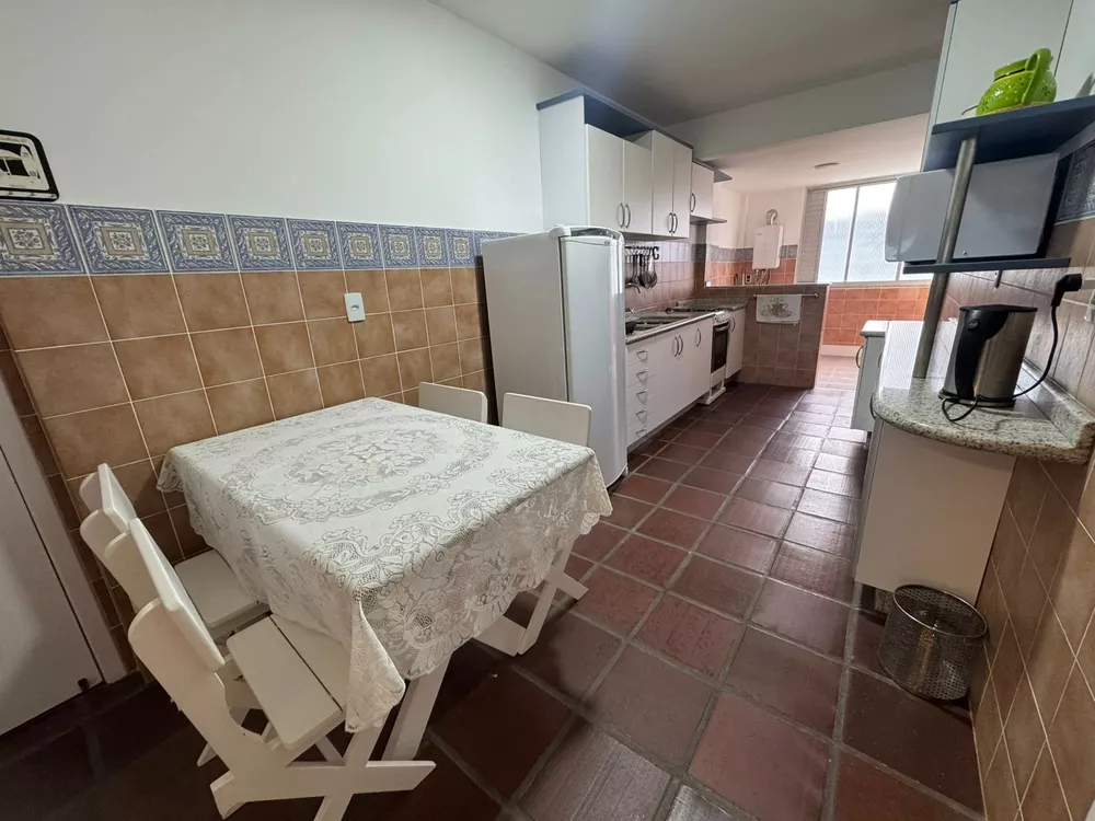 Apartamento à venda com 4 quartos, 236m² - Foto 7