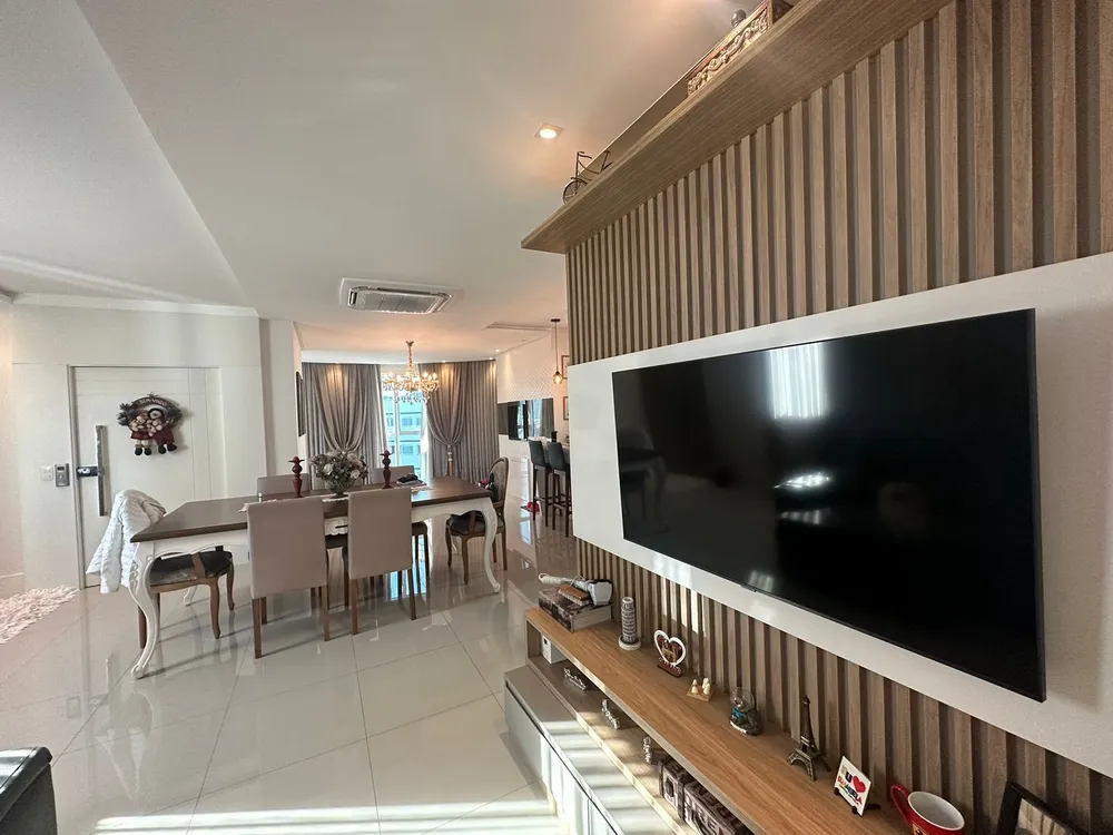 Apartamento, 3 quartos, 137 m² - Foto 1