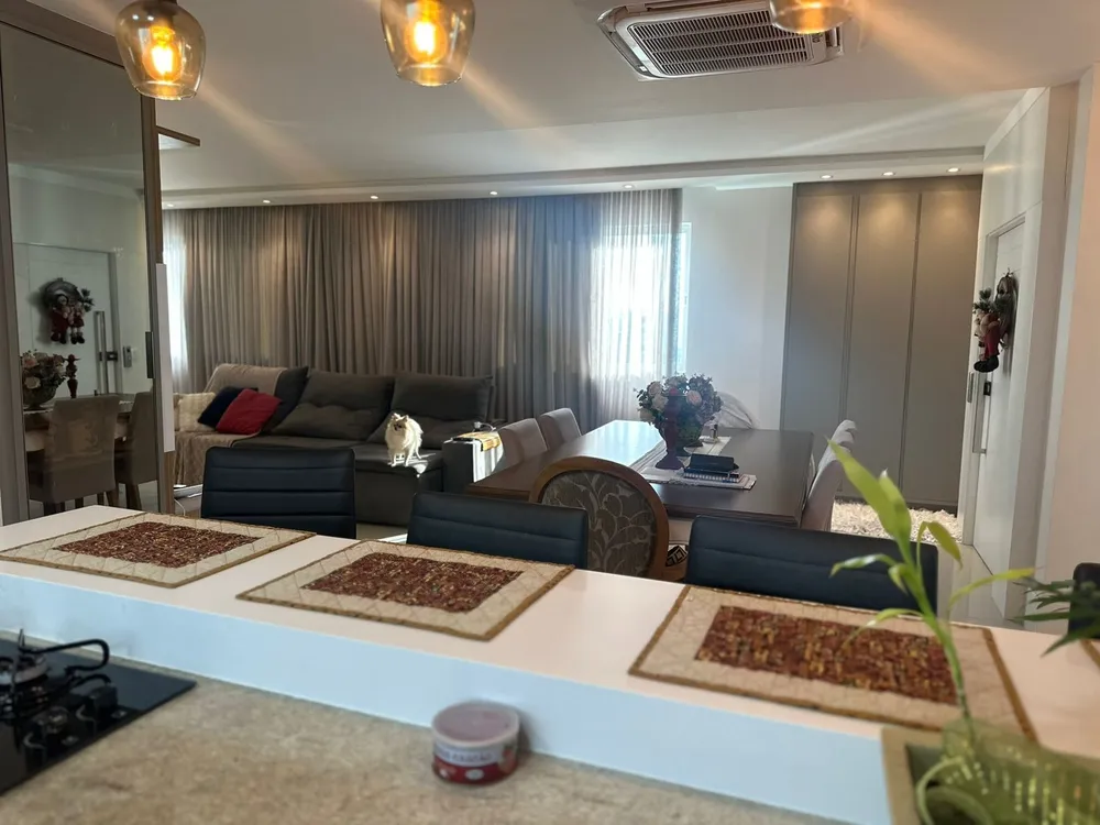 Apartamento, 3 quartos, 137 m² - Foto 2