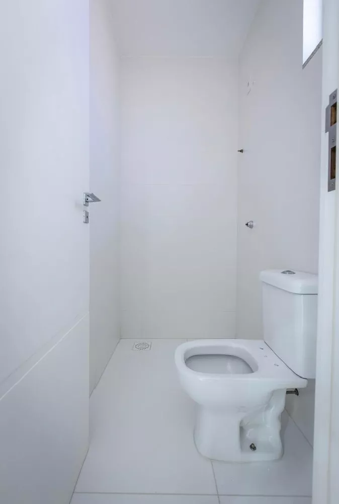 Cobertura, 3 quartos, 240 m² - Foto 2