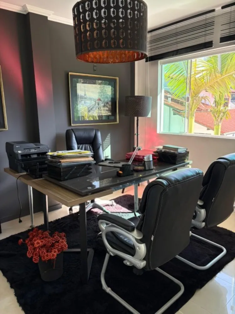 Sobrado, 3 quartos, 240 m² - Foto 3