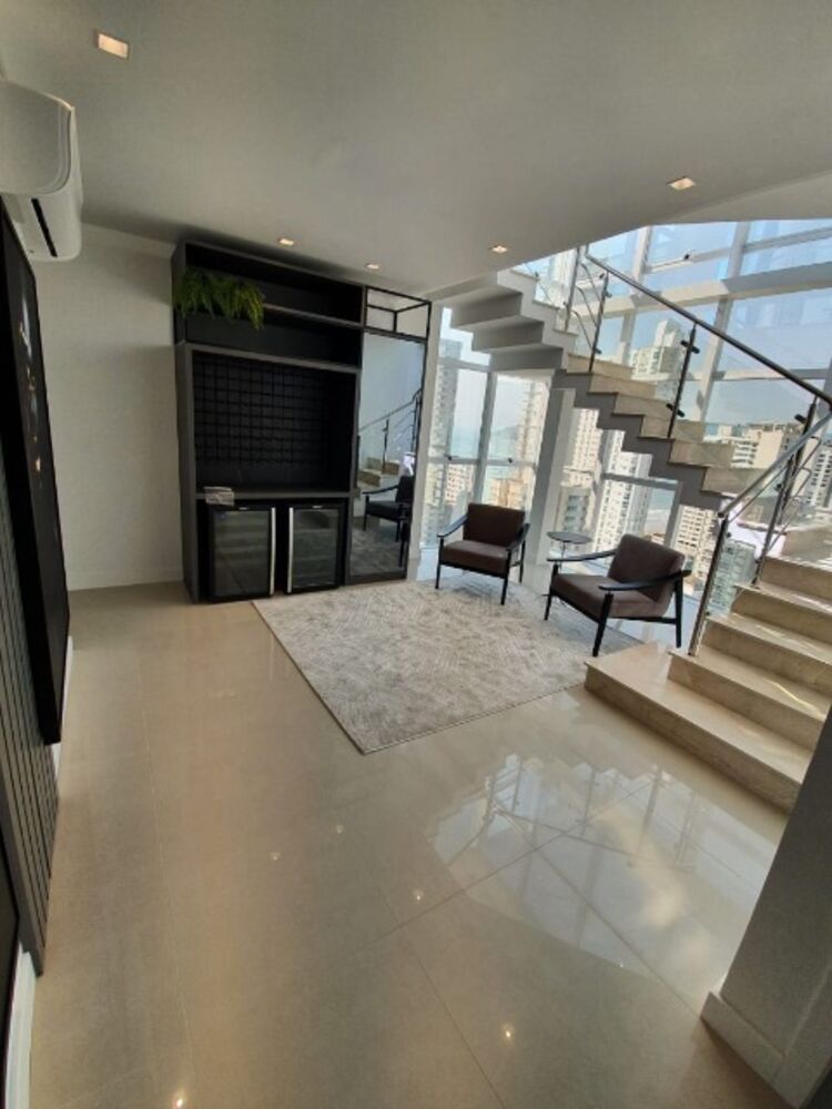 Cobertura, 4 quartos, 240 m² - Foto 1