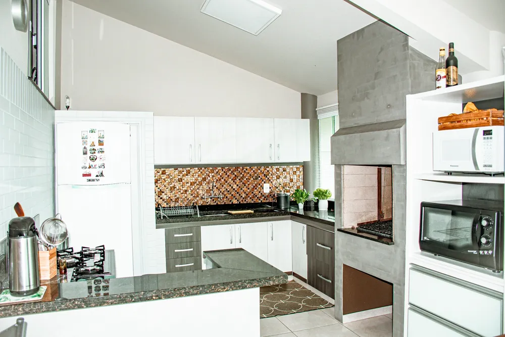 Casa, 3 quartos, 270 m² - Foto 1