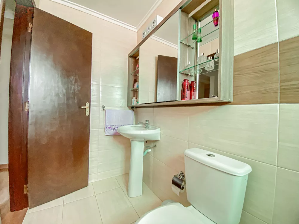 Casa, 3 quartos, 270 m² - Foto 2