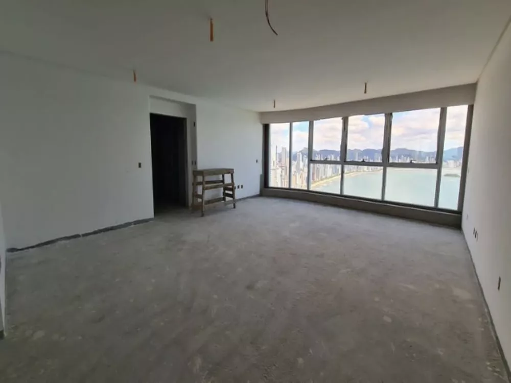 Apartamento, 4 quartos, 261 m² - Foto 10