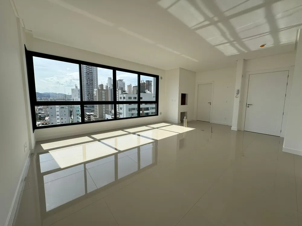 Apartamento, 3 quartos, 130 m² - Foto 1