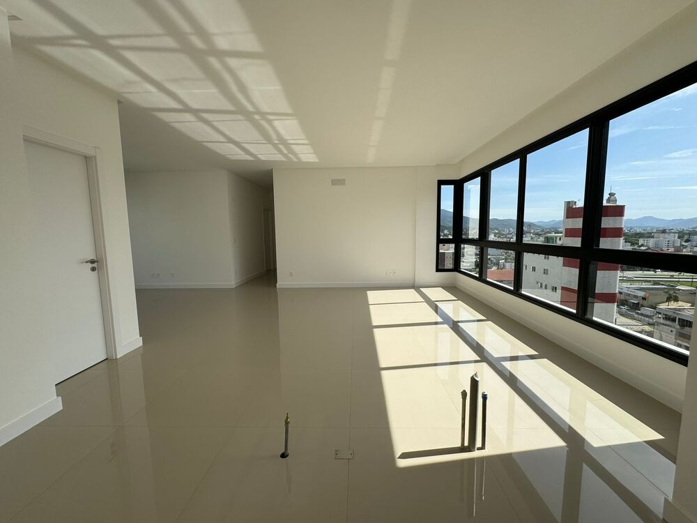 Apartamento, 3 quartos, 130 m² - Foto 3