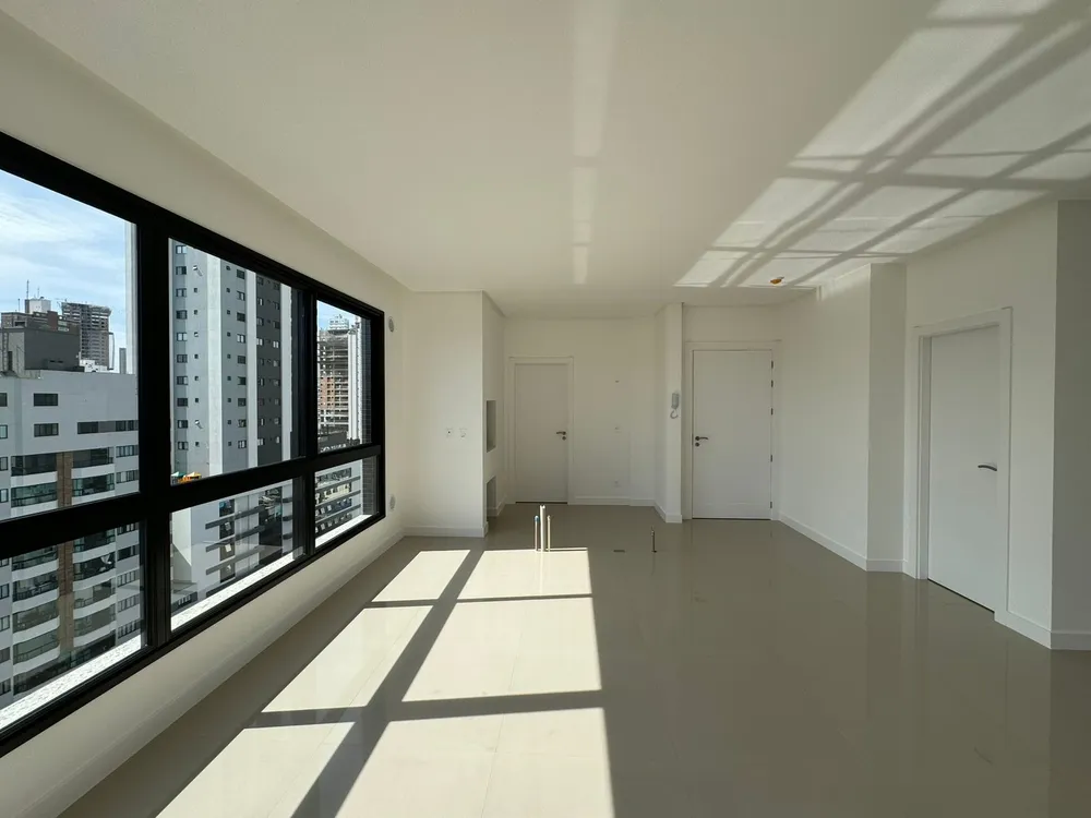 Apartamento, 3 quartos, 130 m² - Foto 3