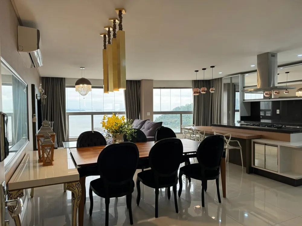 Apartamento, 3 quartos, 183 m² - Foto 2