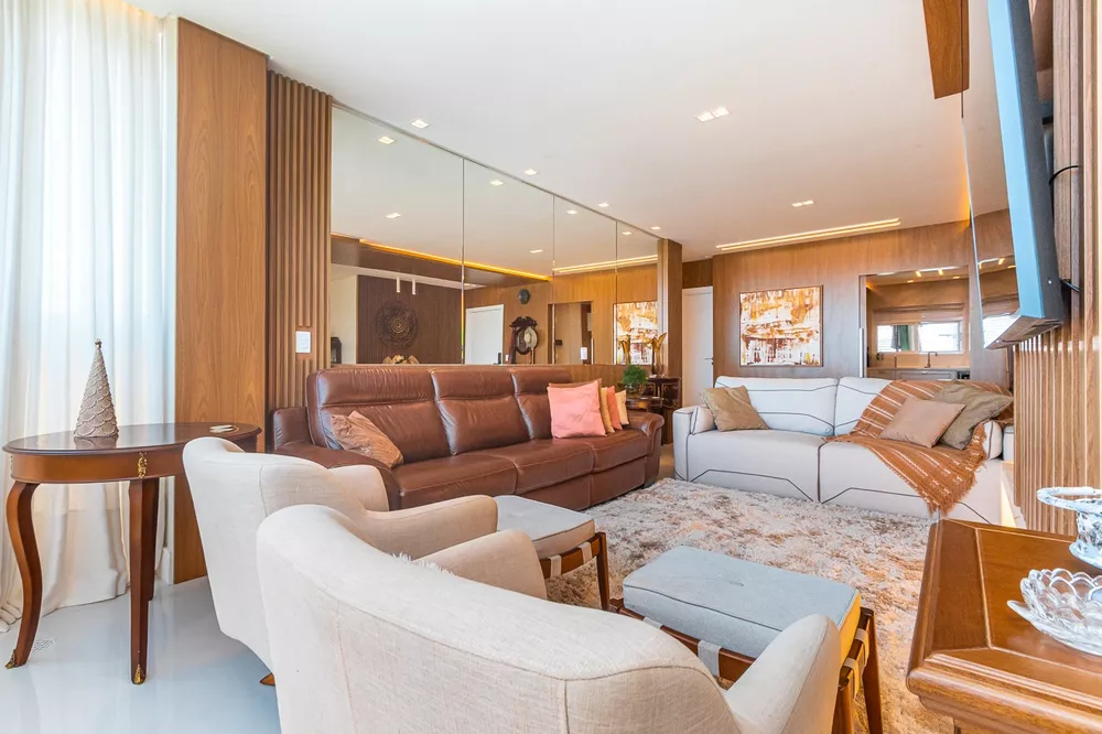 Apartamento, 4 quartos, 200 m² - Foto 1