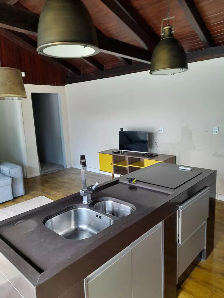 Sobrado, 6 quartos, 376 m² - Foto 4