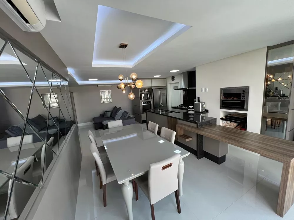 Apartamento, 3 quartos, 114 m² - Foto 1