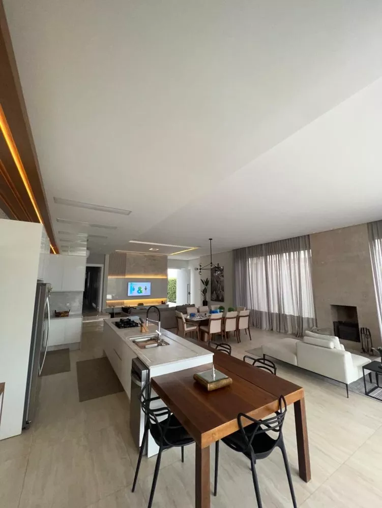 Casa, 4 quartos, 300 m² - Foto 6