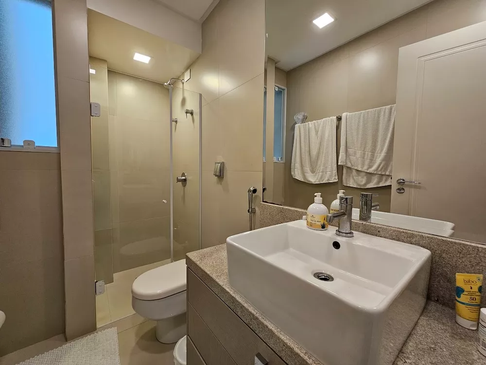 Apartamento, 3 quartos, 193 m² - Foto 1