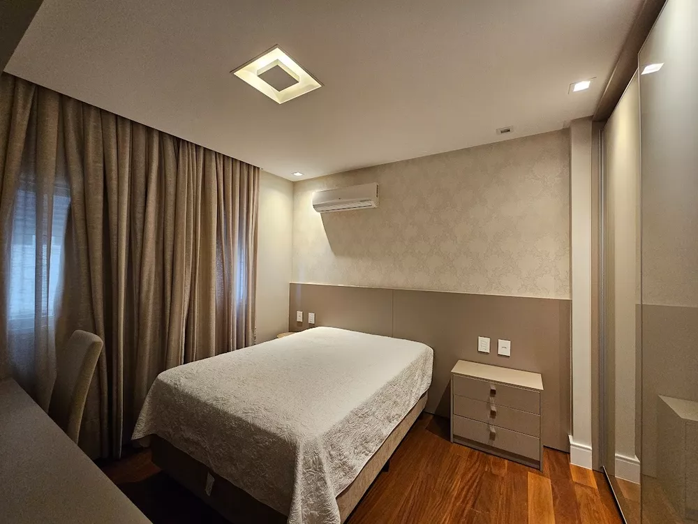 Apartamento, 3 quartos, 193 m² - Foto 2