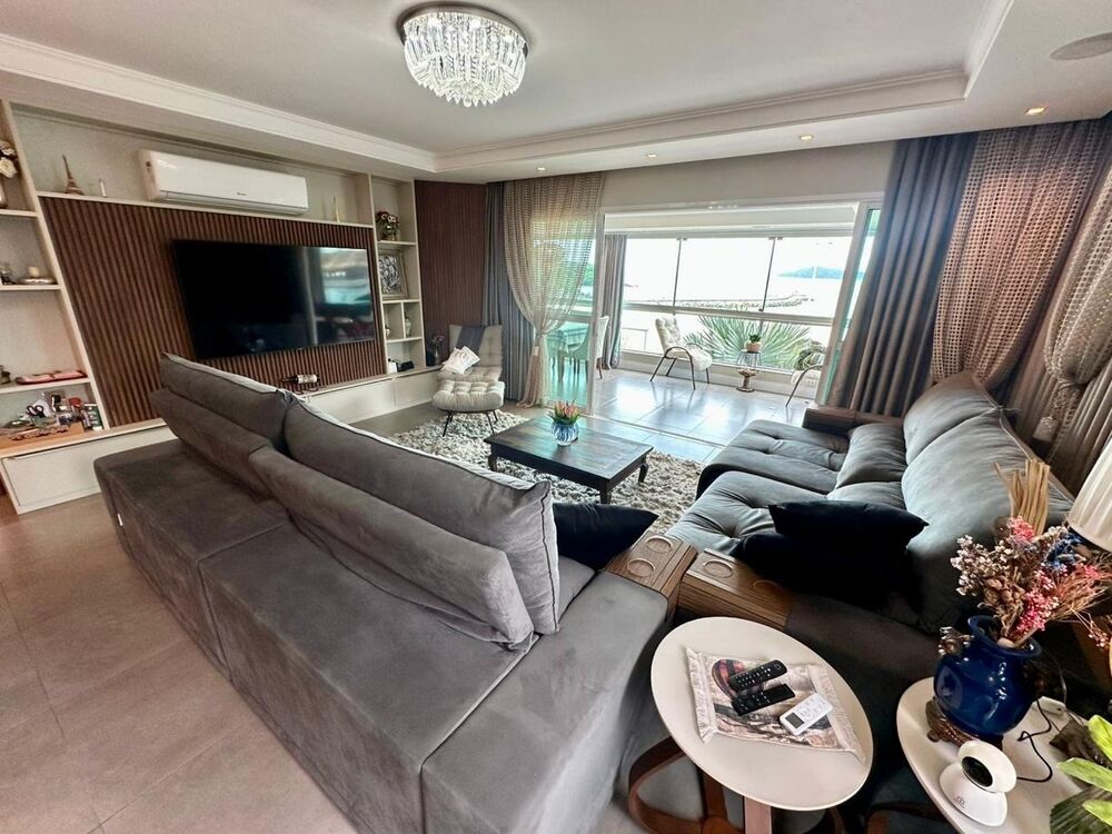 Apartamento, 3 quartos, 230 m² - Foto 2