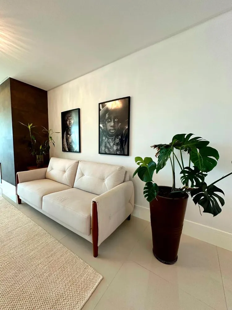 Apartamento, 3 quartos, 210 m² - Foto 1