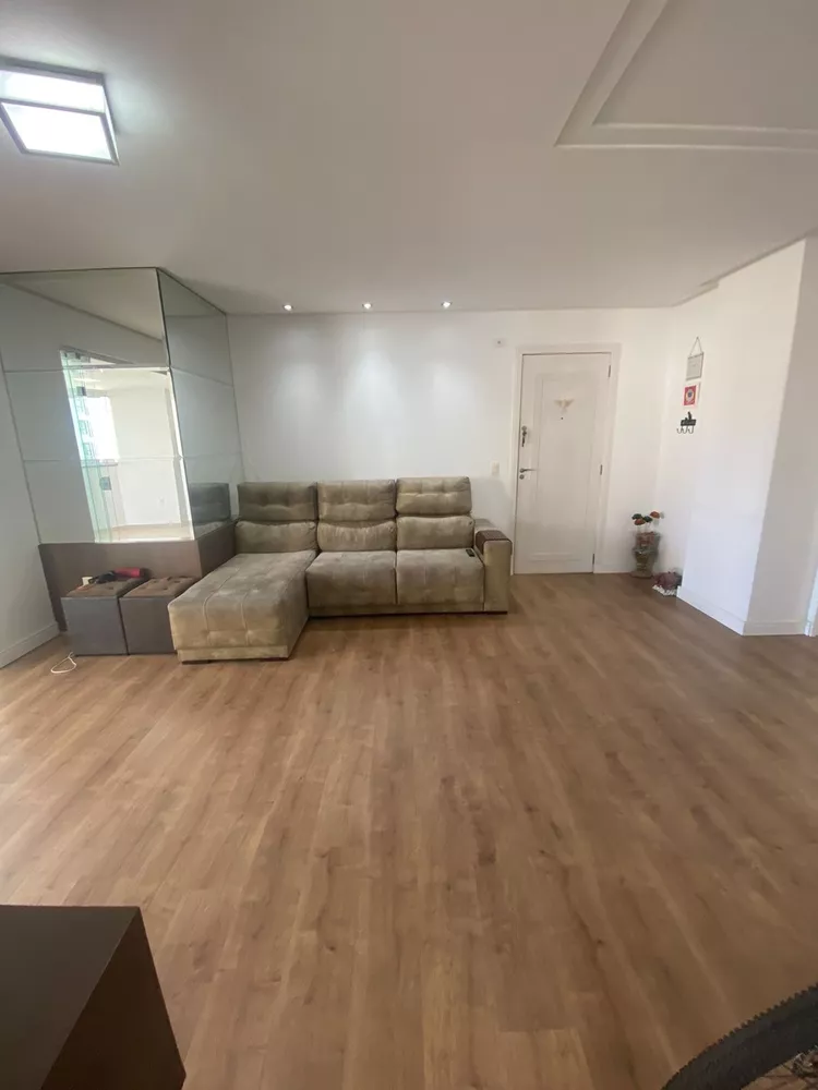 Apartamento à venda com 2 quartos, 97m² - Foto 4