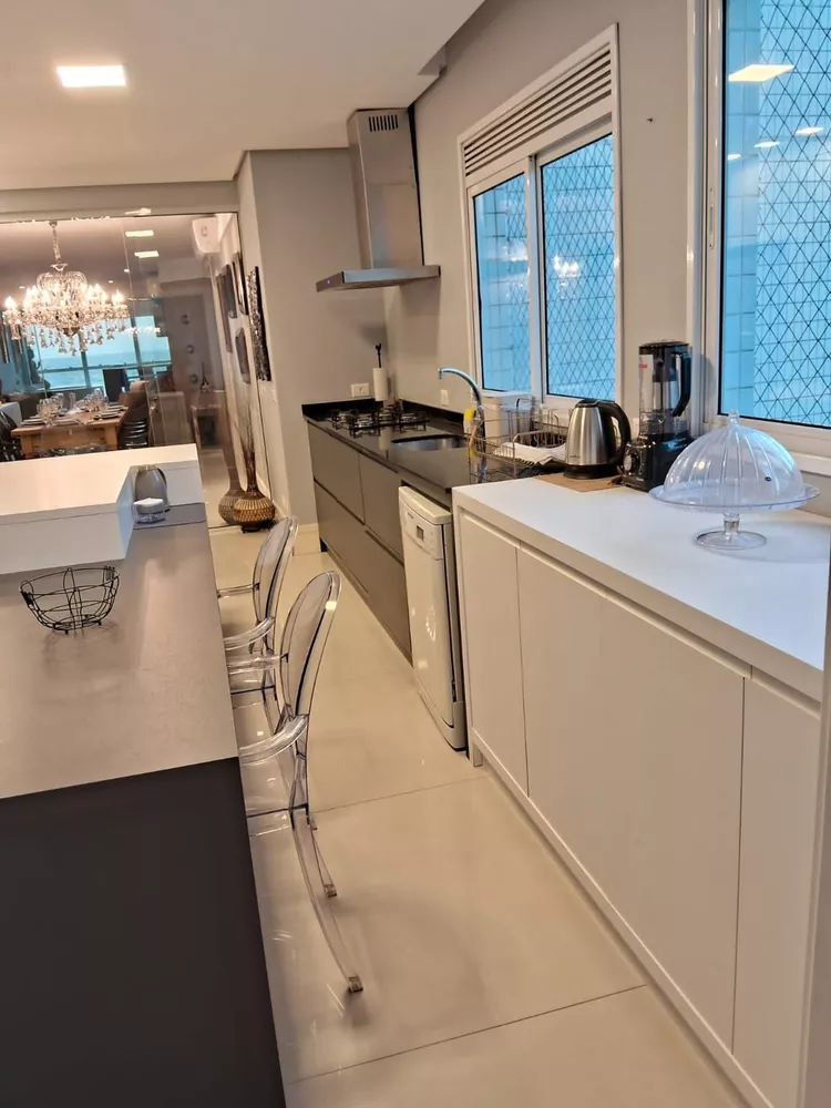 Apartamento, 3 quartos, 186 m² - Foto 1