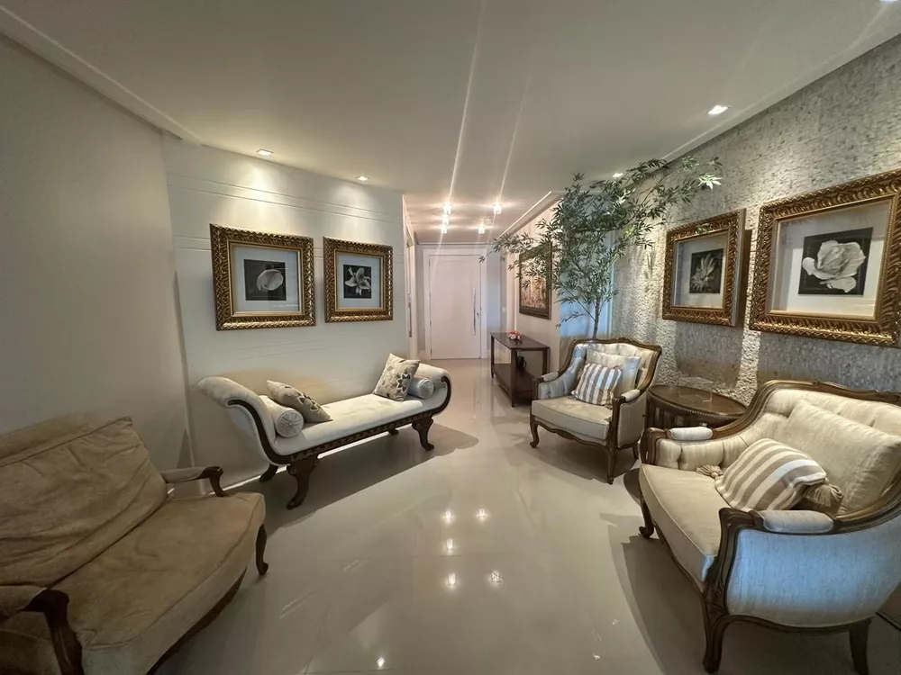 Apartamento, 3 quartos, 315 m² - Foto 1