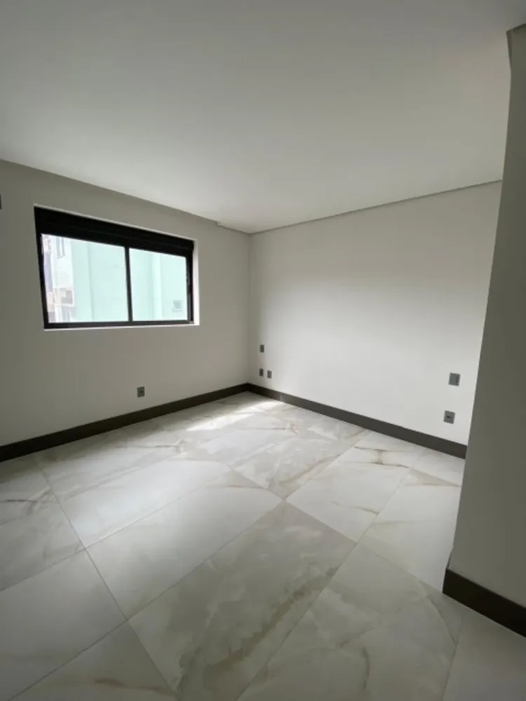 Apartamento, 3 quartos, 130 m² - Foto 3