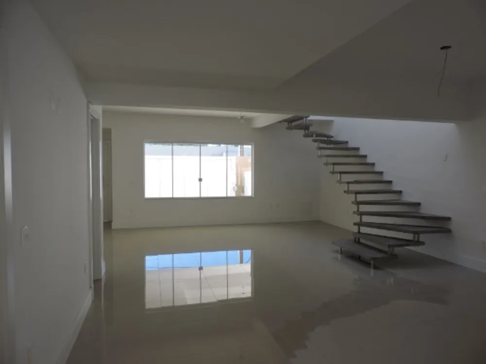 Sobrado, 3 quartos, 175 m² - Foto 3