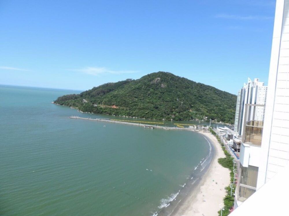 Cobertura à venda com 7 quartos, 410m² - Foto 1