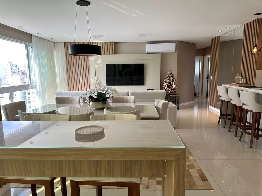 Apartamento à venda com 4 quartos, 140m² - Foto 5