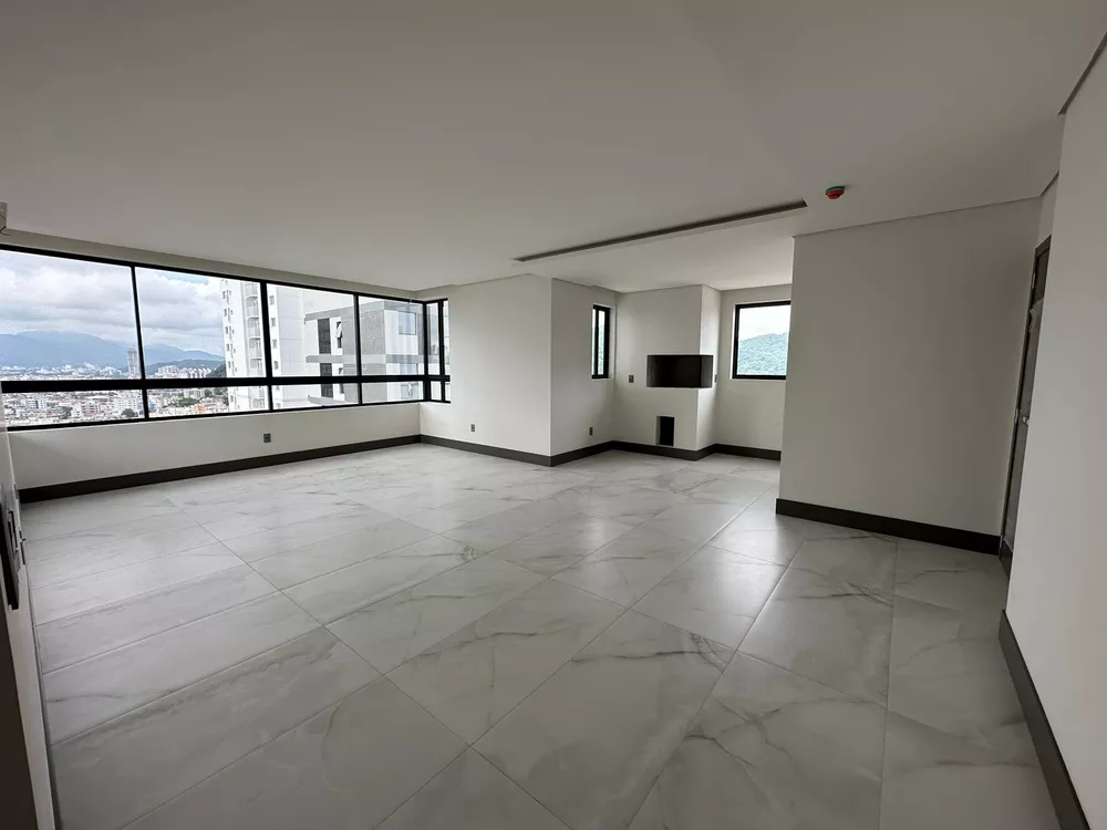 Apartamento, 3 quartos, 135 m² - Foto 1