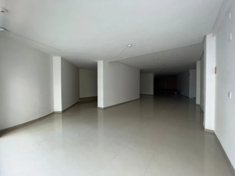 Sala-Conjunto, 180 m² - Foto 1