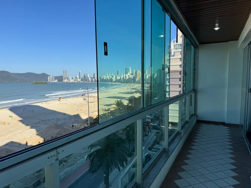 Apartamento, 3 quartos, 131 m² - Foto 1
