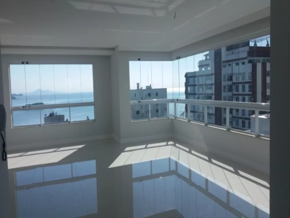 Apartamento, 3 quartos, 145 m² - Foto 2