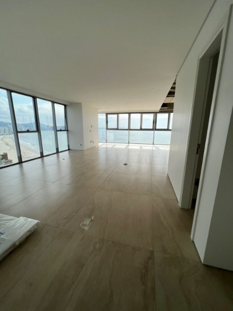Apartamento, 4 quartos, 249 m² - Foto 1