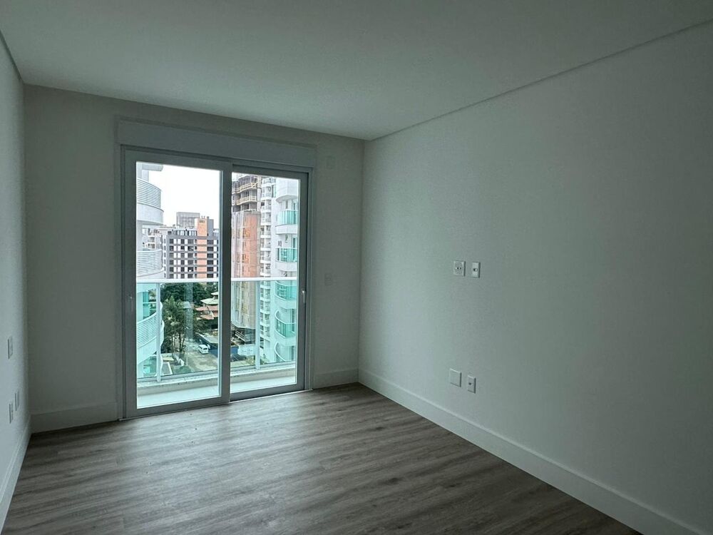 Apartamento, 4 quartos, 204 m² - Foto 3