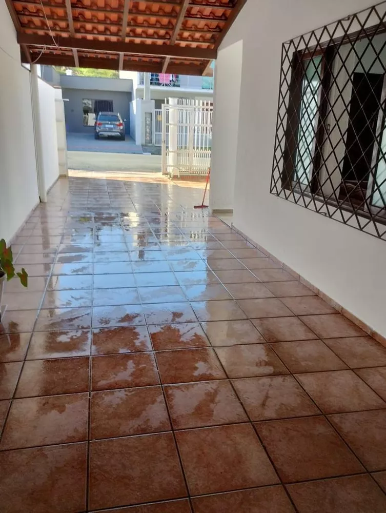 Sobrado, 6 quartos, 260 m² - Foto 4