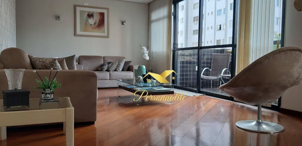 Apartamento, 3 quartos, 191 m² - Foto 4