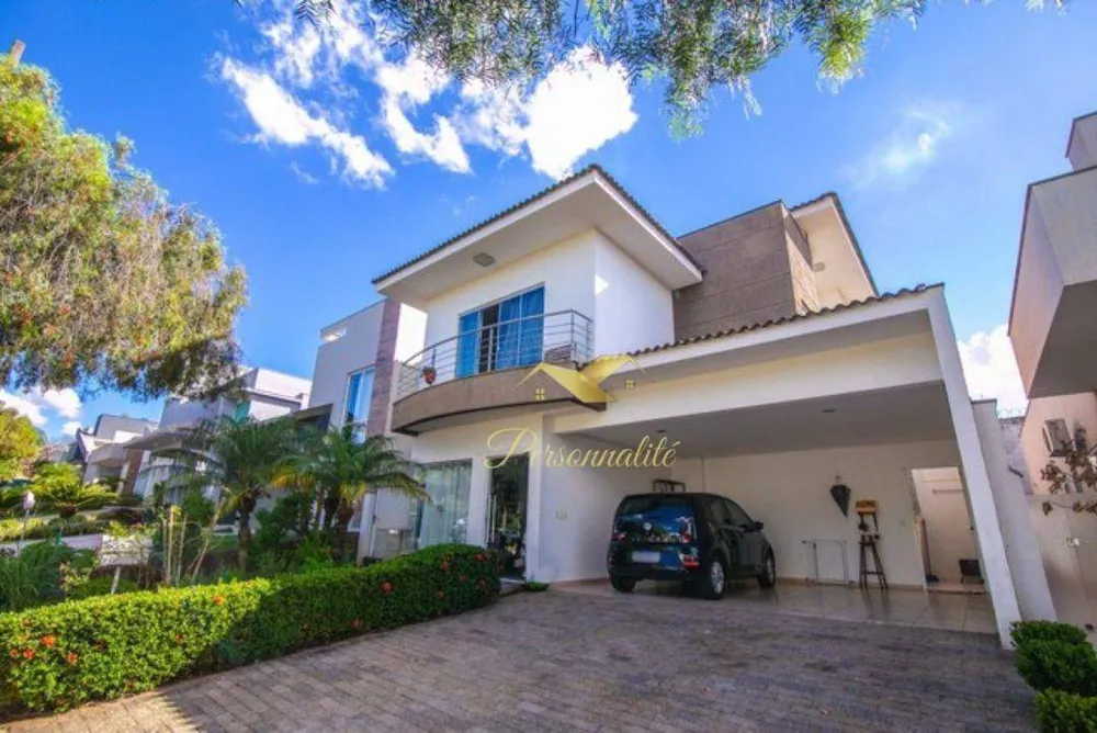 Casa, 3 quartos, 194 m² - Foto 1