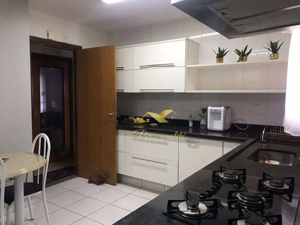 Apartamento, 3 quartos, 217 m² - Foto 3