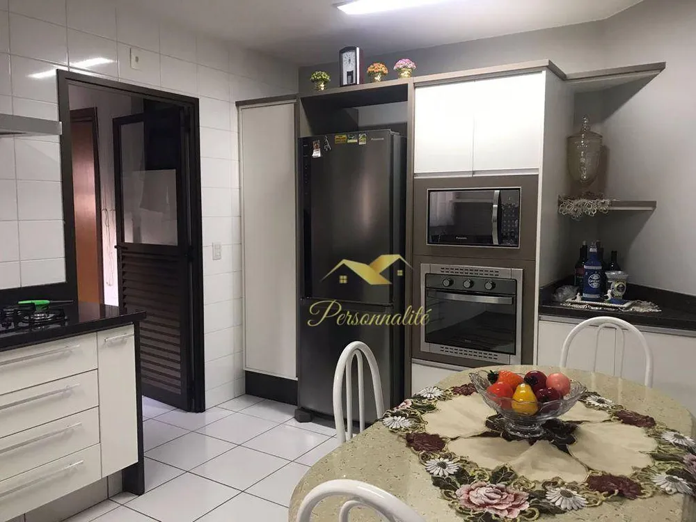 Apartamento, 3 quartos, 217 m² - Foto 4