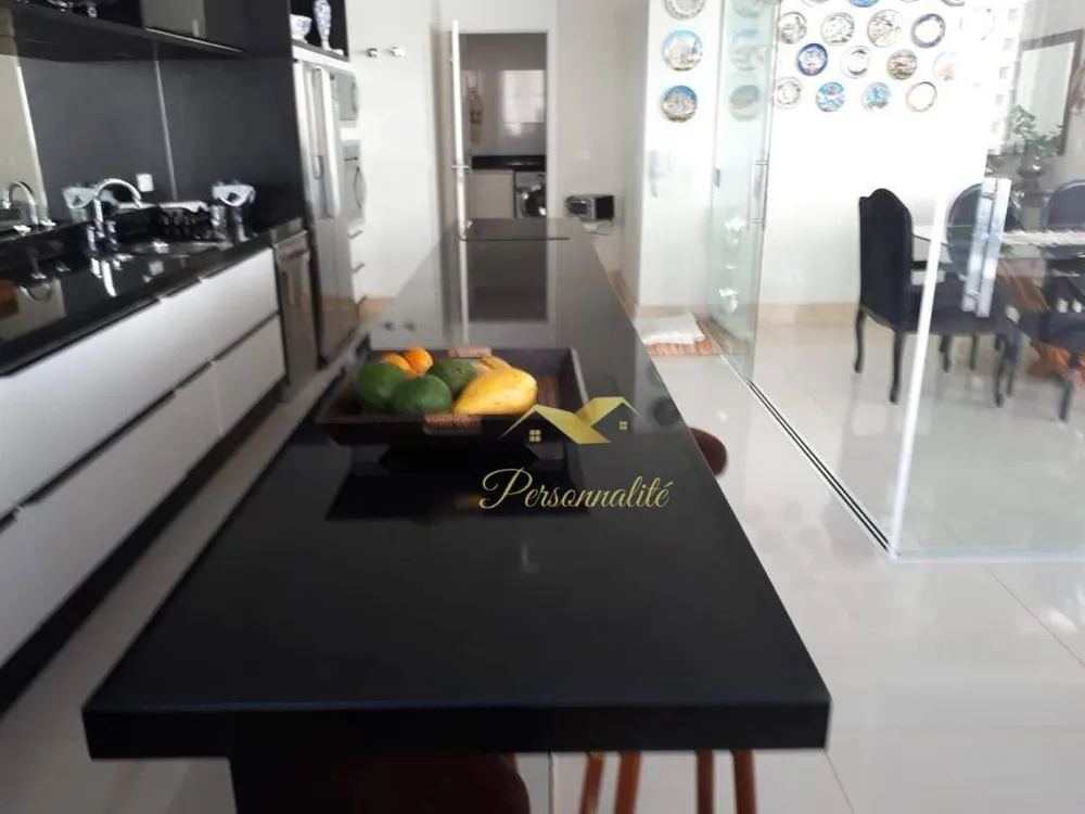 Apartamento, 3 quartos, 245 m² - Foto 4