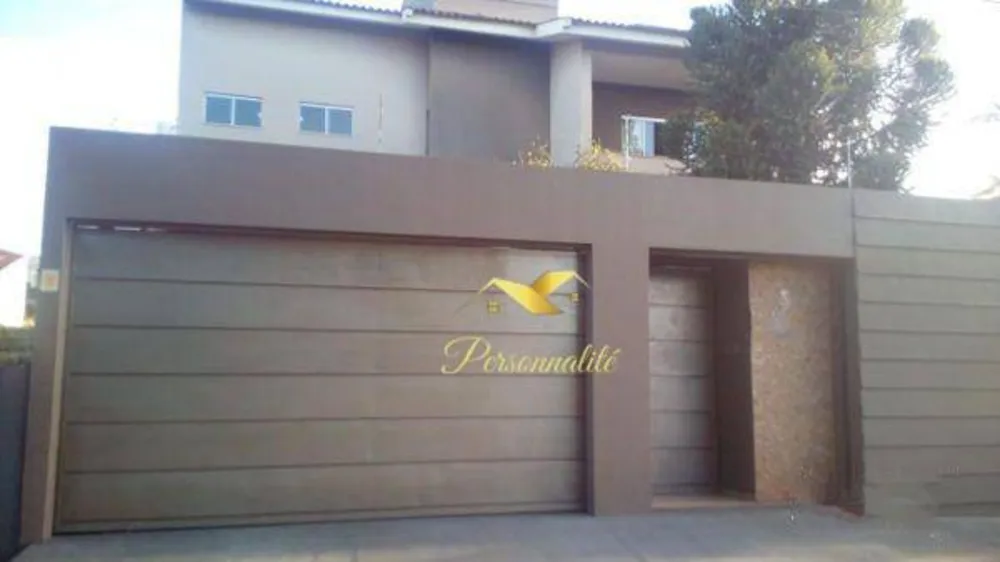 Casa, 3 quartos, 328 m² - Foto 1
