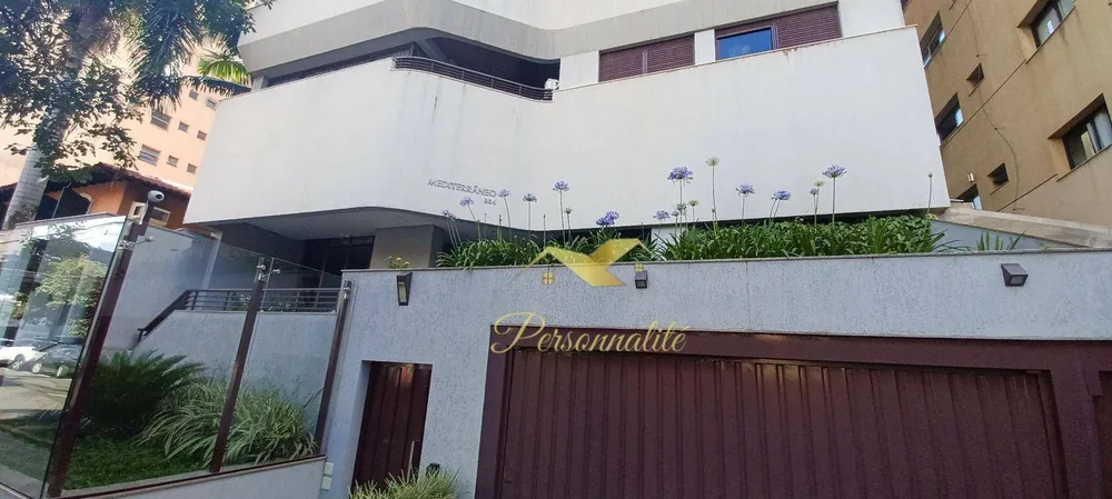 Apartamento, 3 quartos, 228 m² - Foto 1