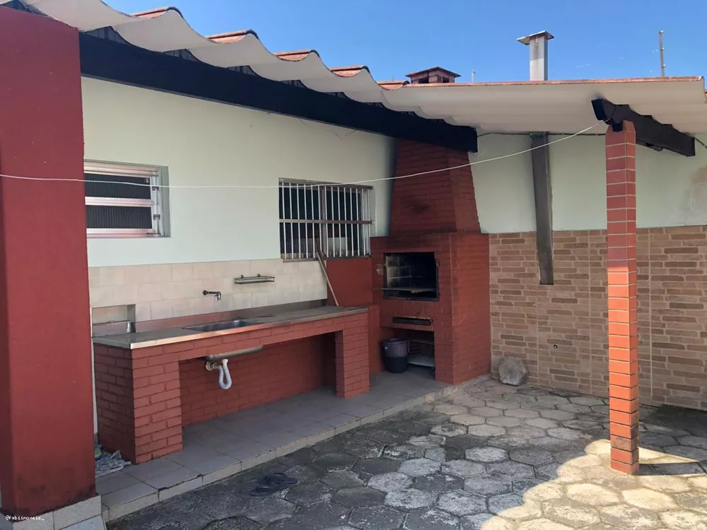 Casa à venda com 3 quartos, 420m² - Foto 1