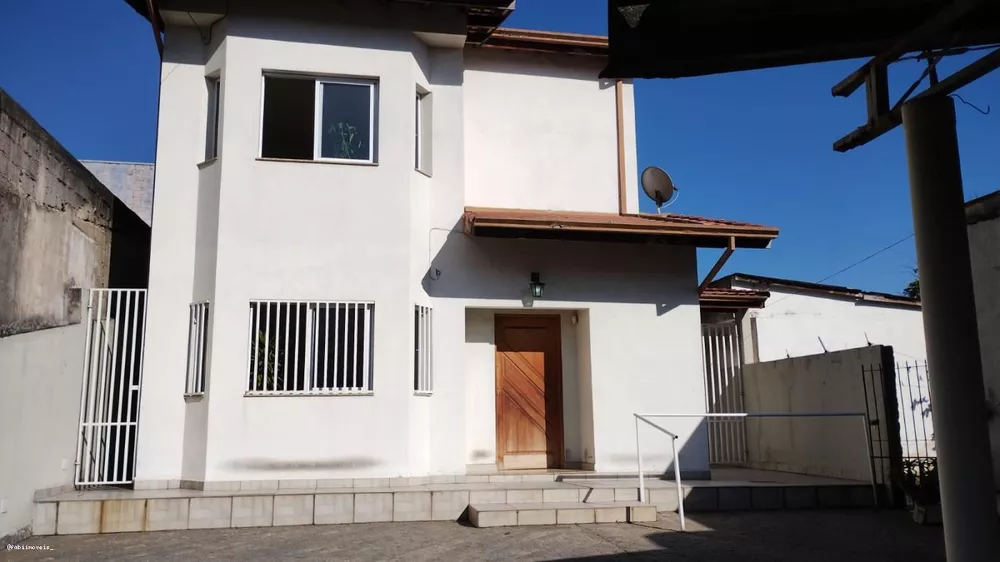 Sobrado à venda com 4 quartos, 500m² - Foto 1